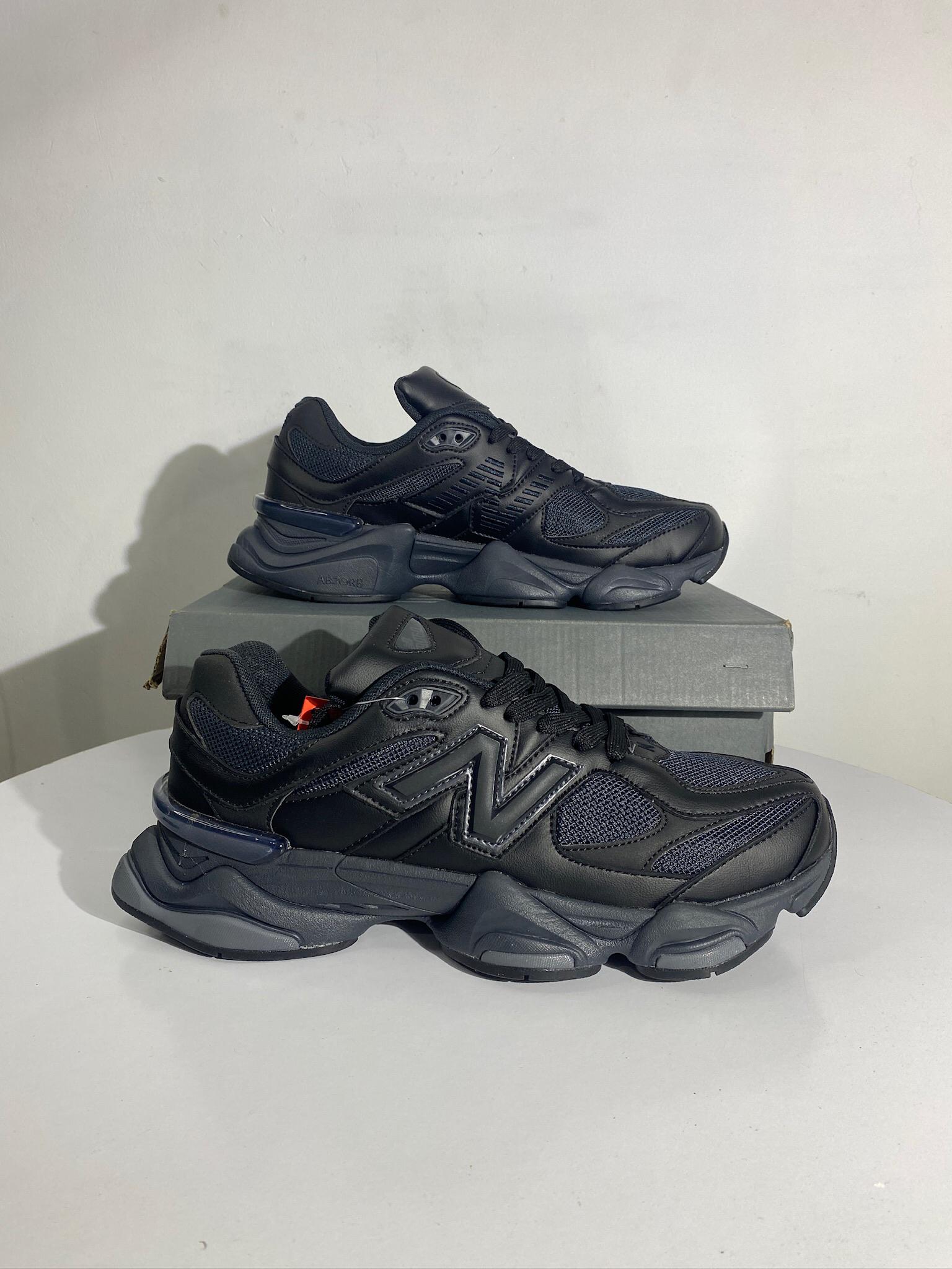 New Balance 9060 Triple Black | Shoezzyy
