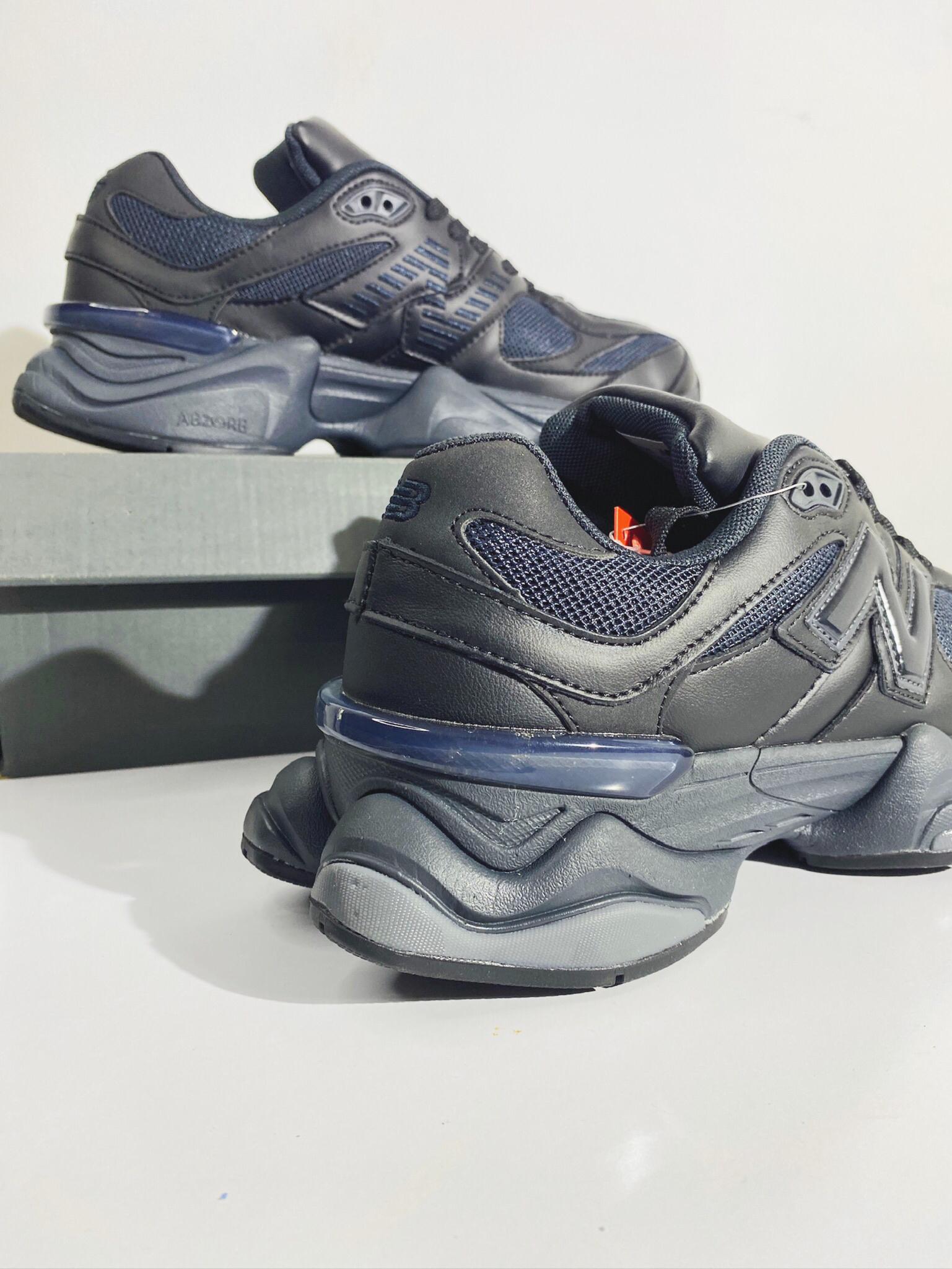 ぴよ(909)(048)(991) New Balance 9060 'Triple Black Suede Patent' - New Balance