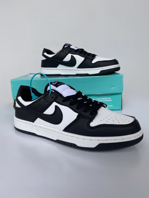Nike Dunk Panda