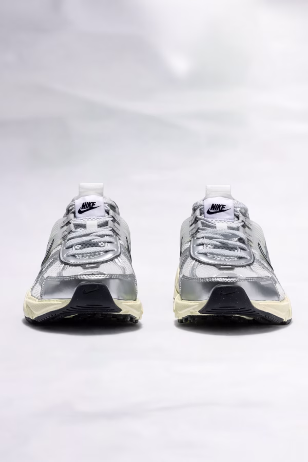Nike V2K Run Metallic Silver