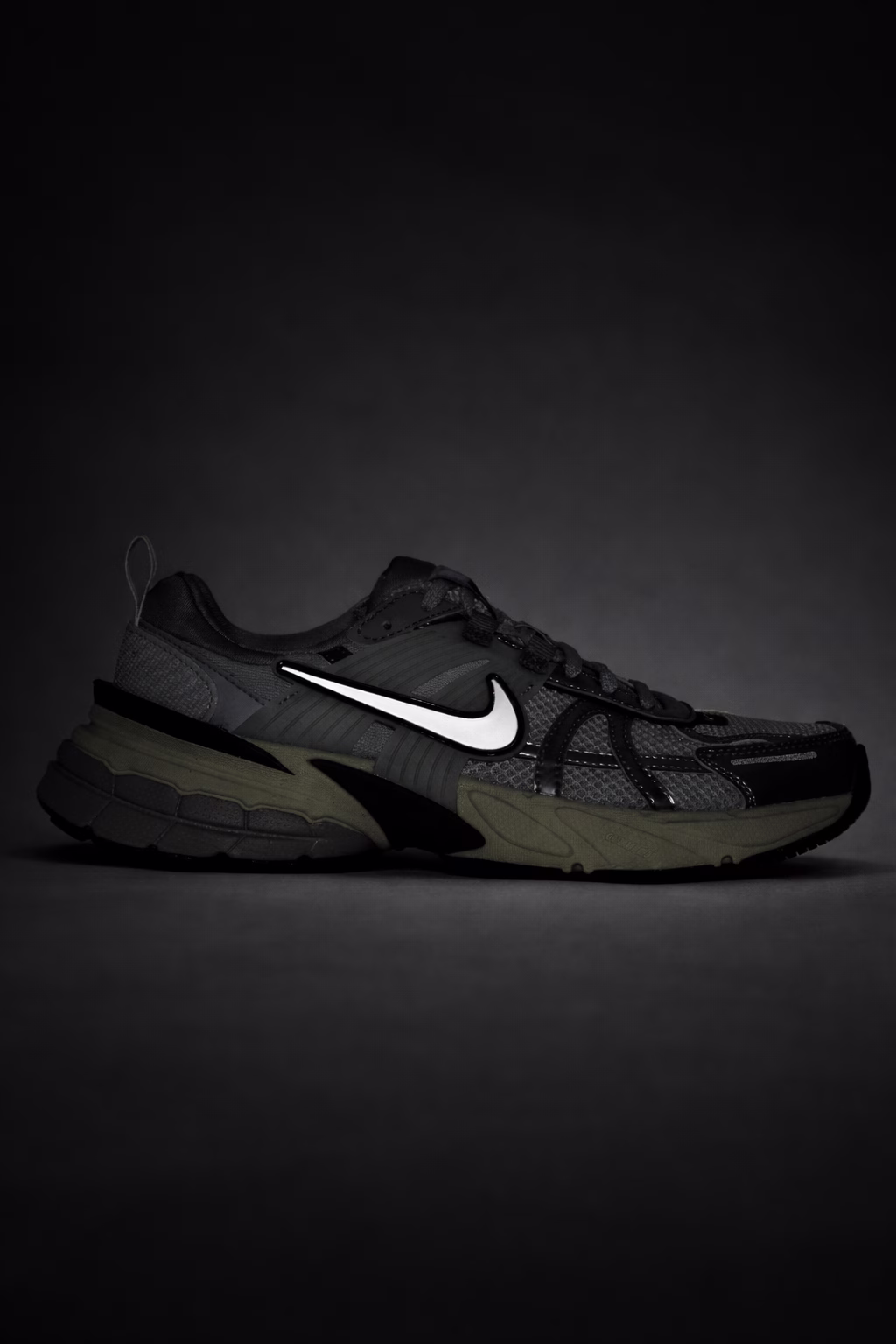 Nike V2K Run Metallic Silver